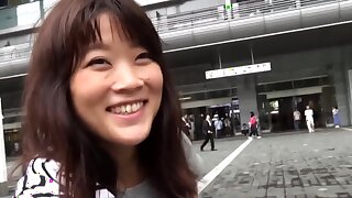 Asian teen goldenshowers